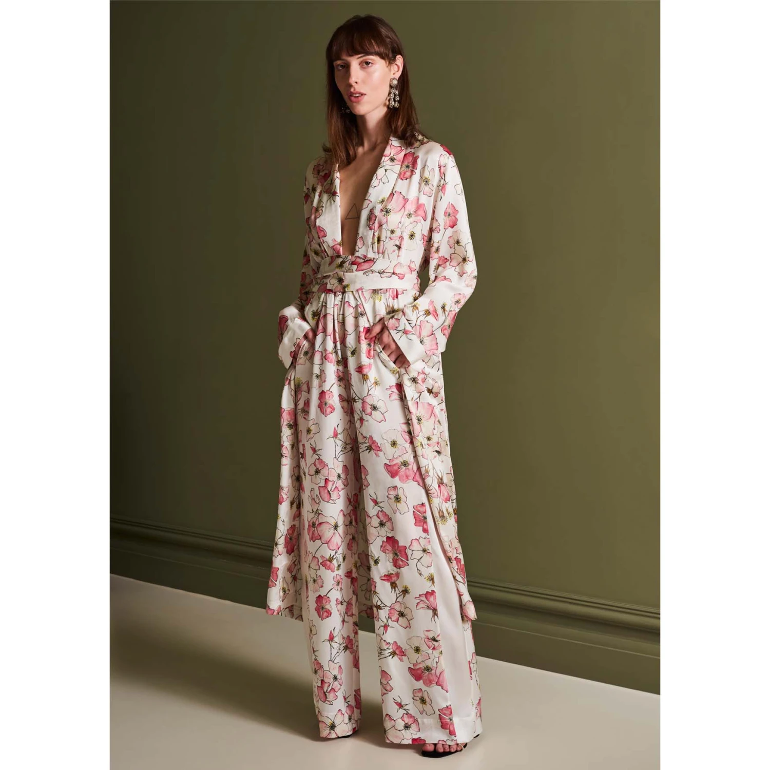 Bertioli By Thyme Silkwear Silk Robe In Pink Rose 5 Bertioli By Thyme Silkwear Silk Robe In Pink Rose